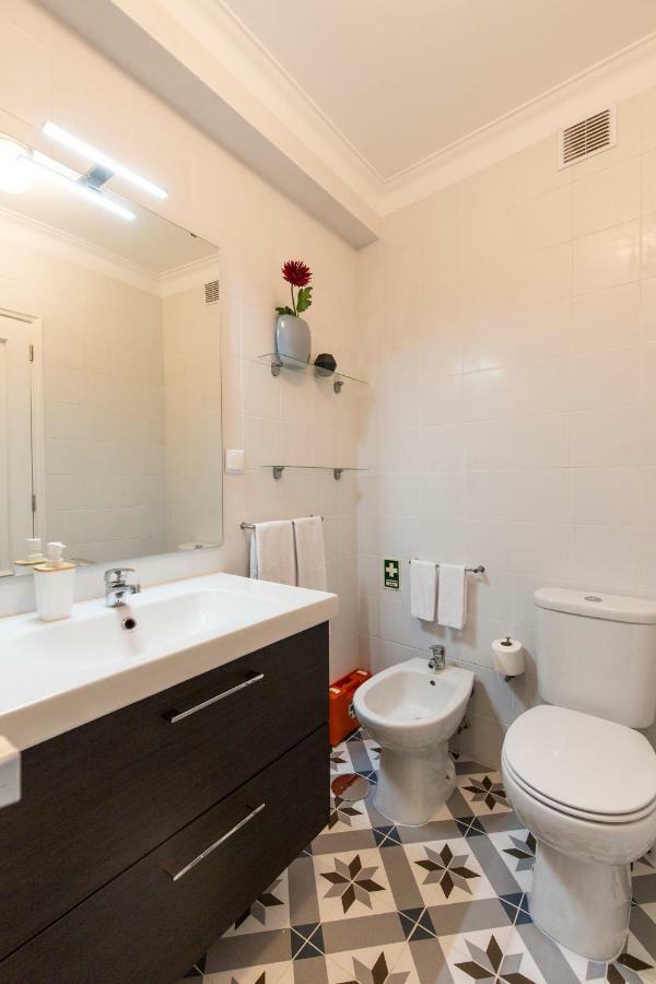 Casa Oliveira In Downtown Porto II Apartment Luaran gambar